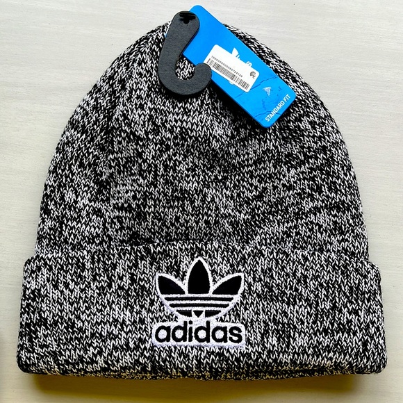 Adidas 2 pc Winter knit Hats Mans/Woman’s Color Black and Grey - Picture 7 of 8